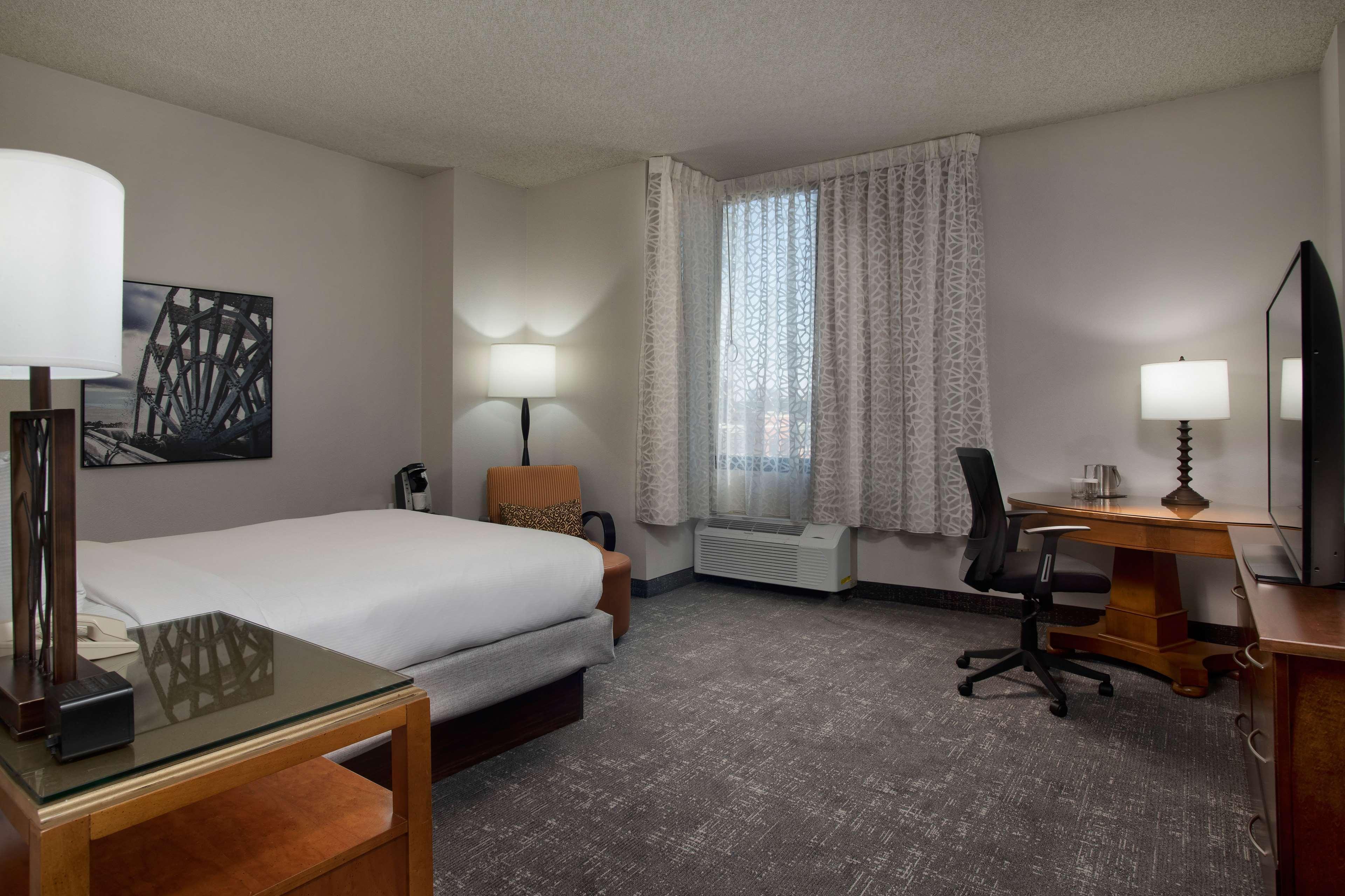Doubletree By Hilton Memphis Downtown Ξενοδοχείο Εξωτερικό φωτογραφία