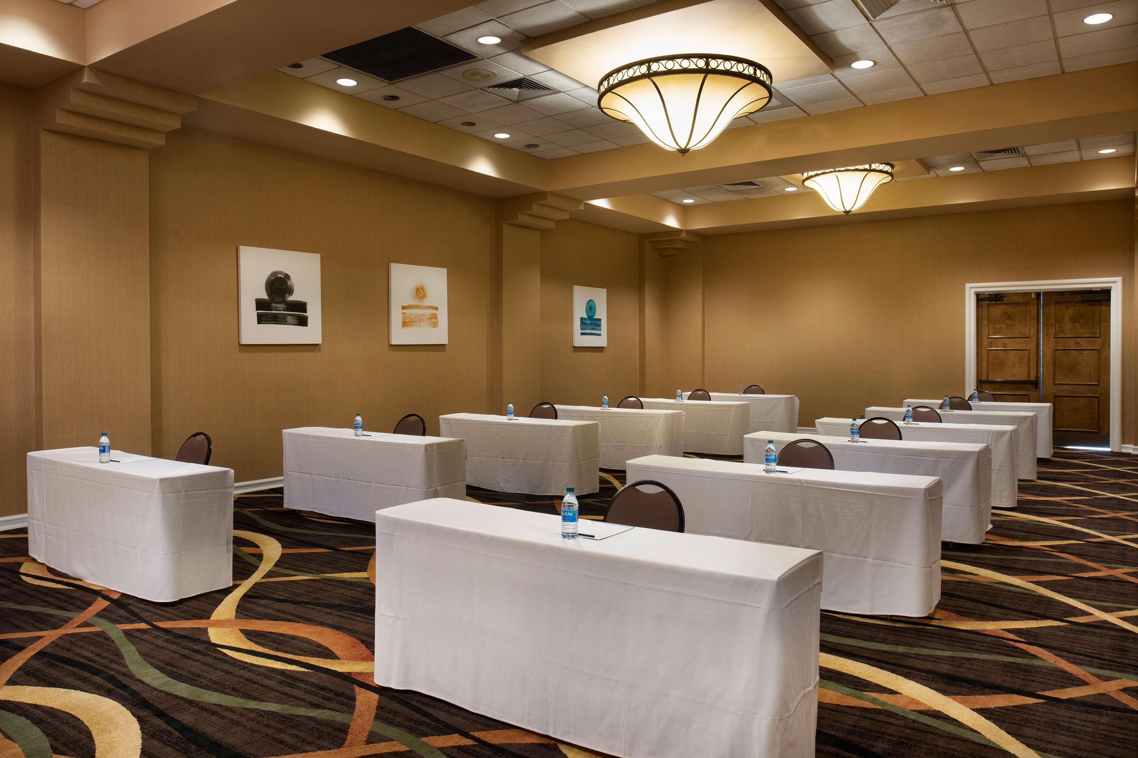 Doubletree By Hilton Memphis Downtown Ξενοδοχείο Εξωτερικό φωτογραφία