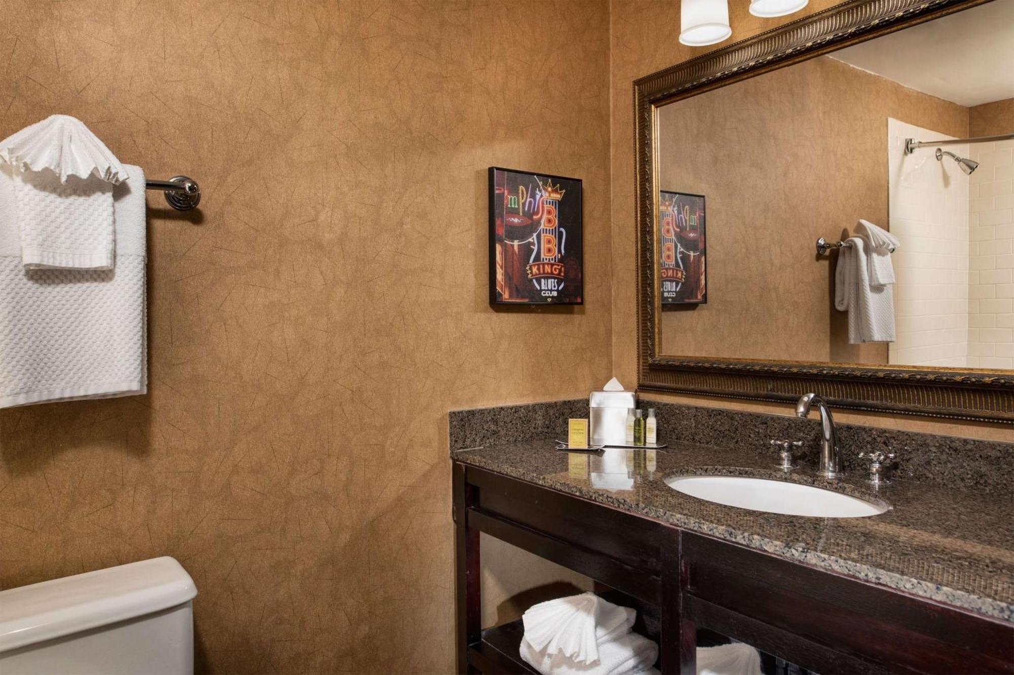 Doubletree By Hilton Memphis Downtown Ξενοδοχείο Εξωτερικό φωτογραφία