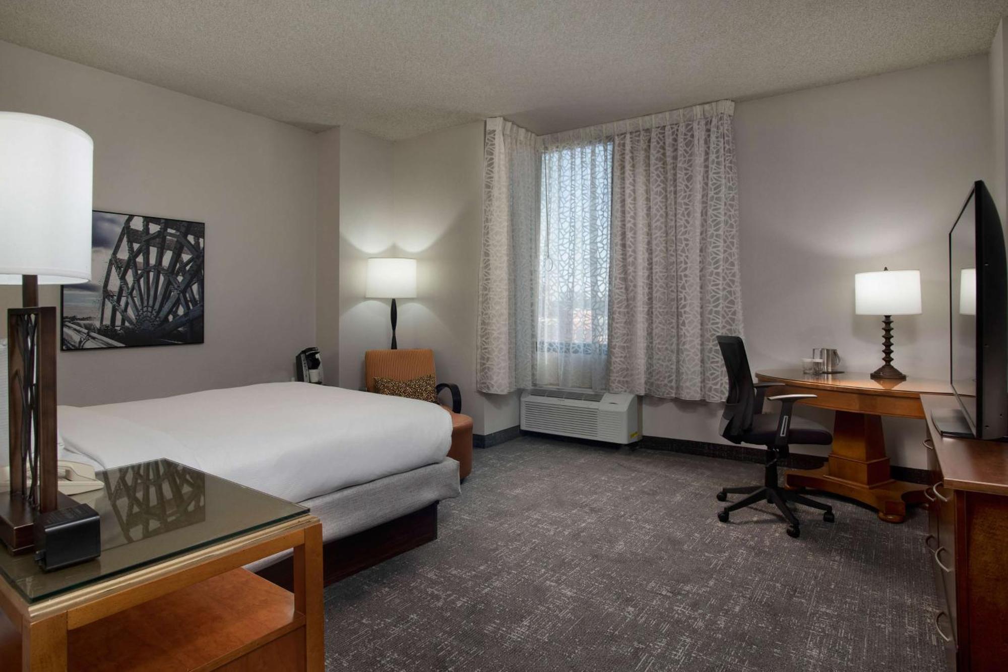 Doubletree By Hilton Memphis Downtown Ξενοδοχείο Εξωτερικό φωτογραφία